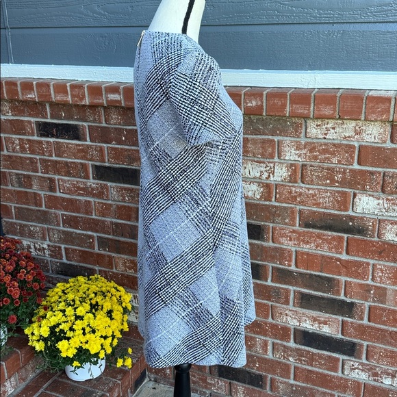 Calvin Klein Women's Cuffed Sleeve Mock Neck Short Shift Dress Size 8 - Picture 5 of 9